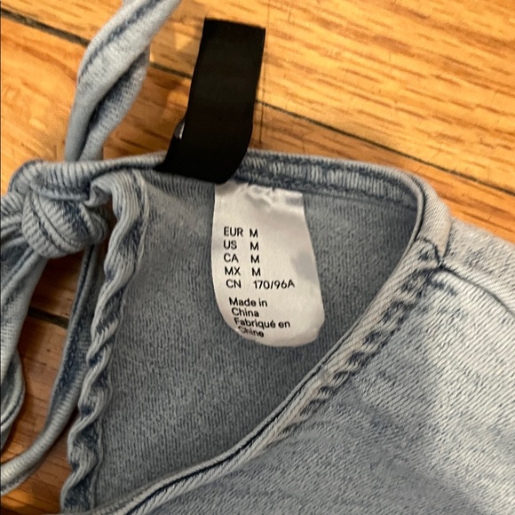 H&M PUFF-SLEEVED DENIM TOP - Picture 5 of 7